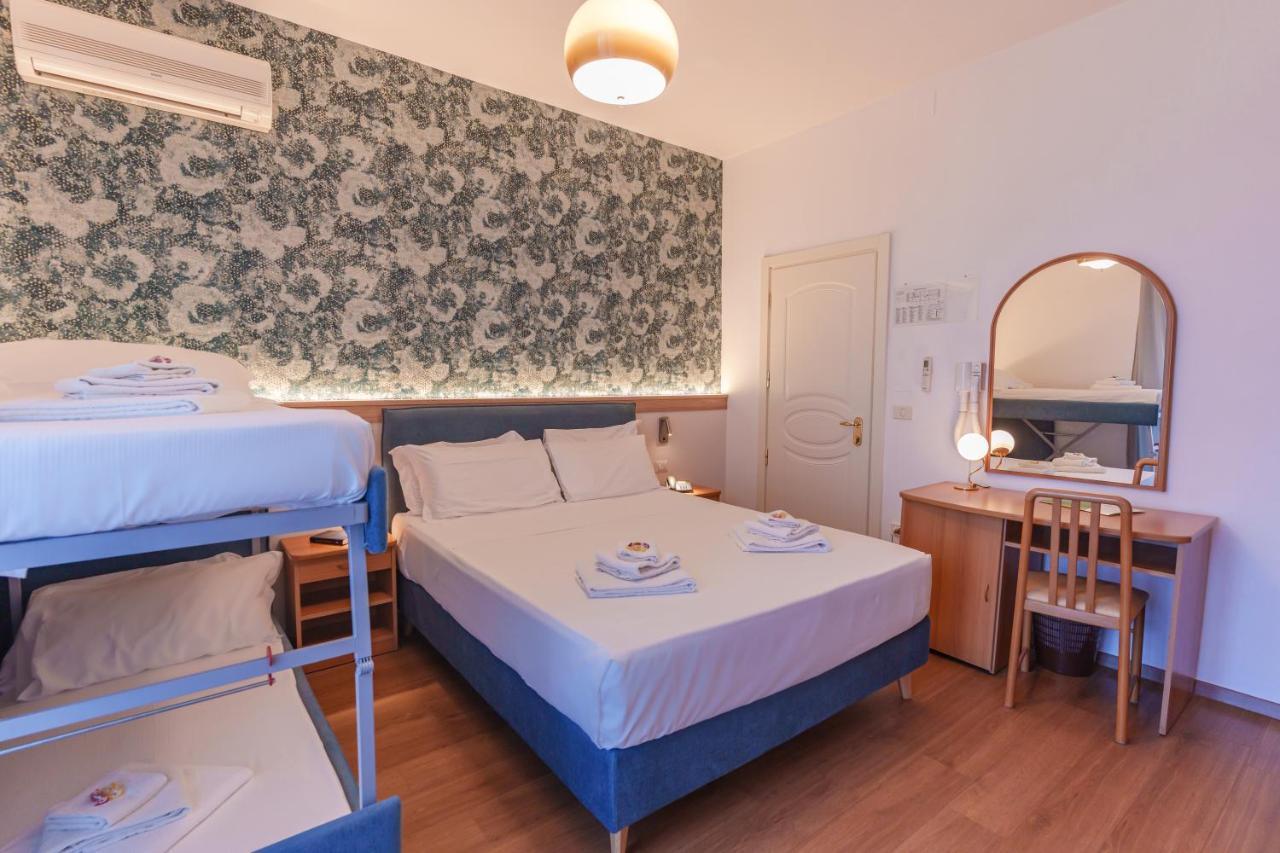 Hotel Tritone Senigallia Eksteriør billede