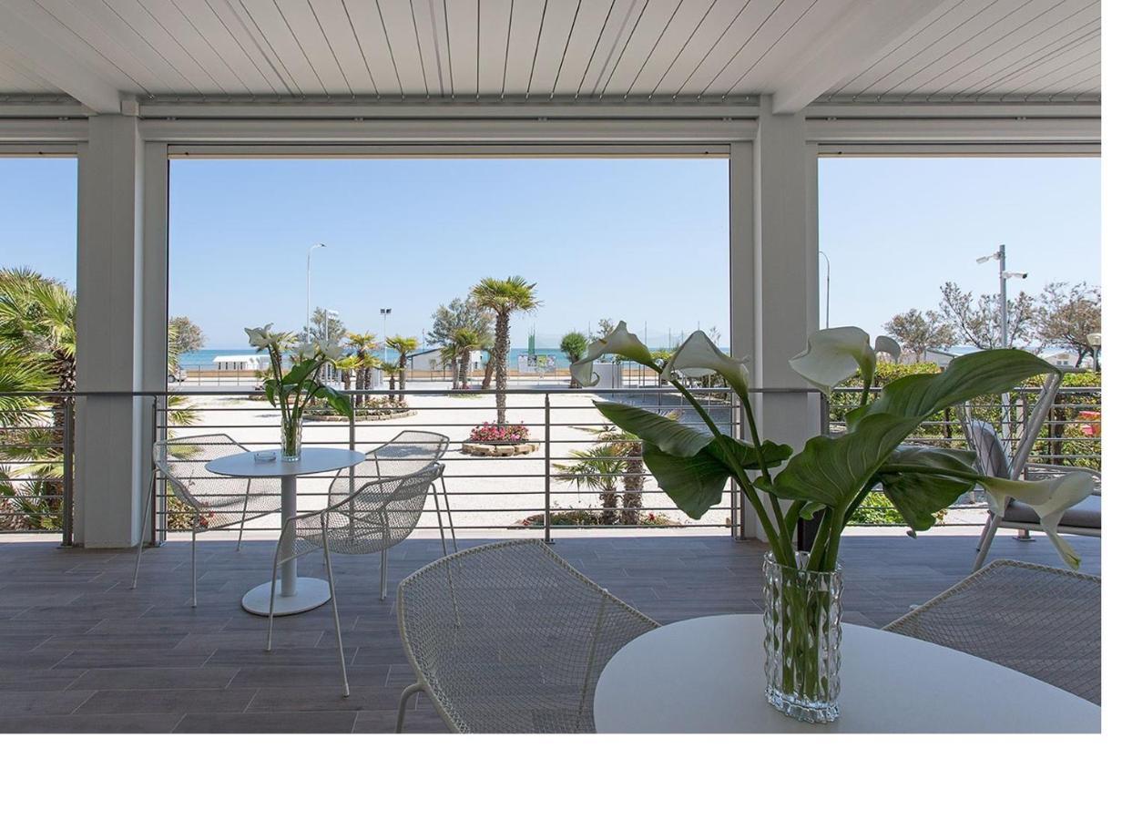 Hotel Tritone Senigallia Eksteriør billede