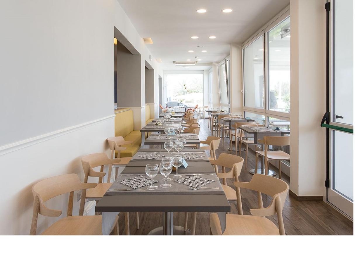 Hotel Tritone Senigallia Eksteriør billede